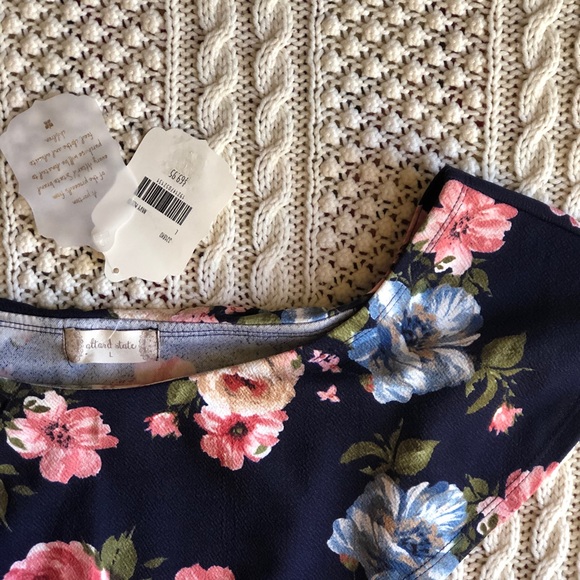 FLORAL ROMPER - Picture 2 of 4